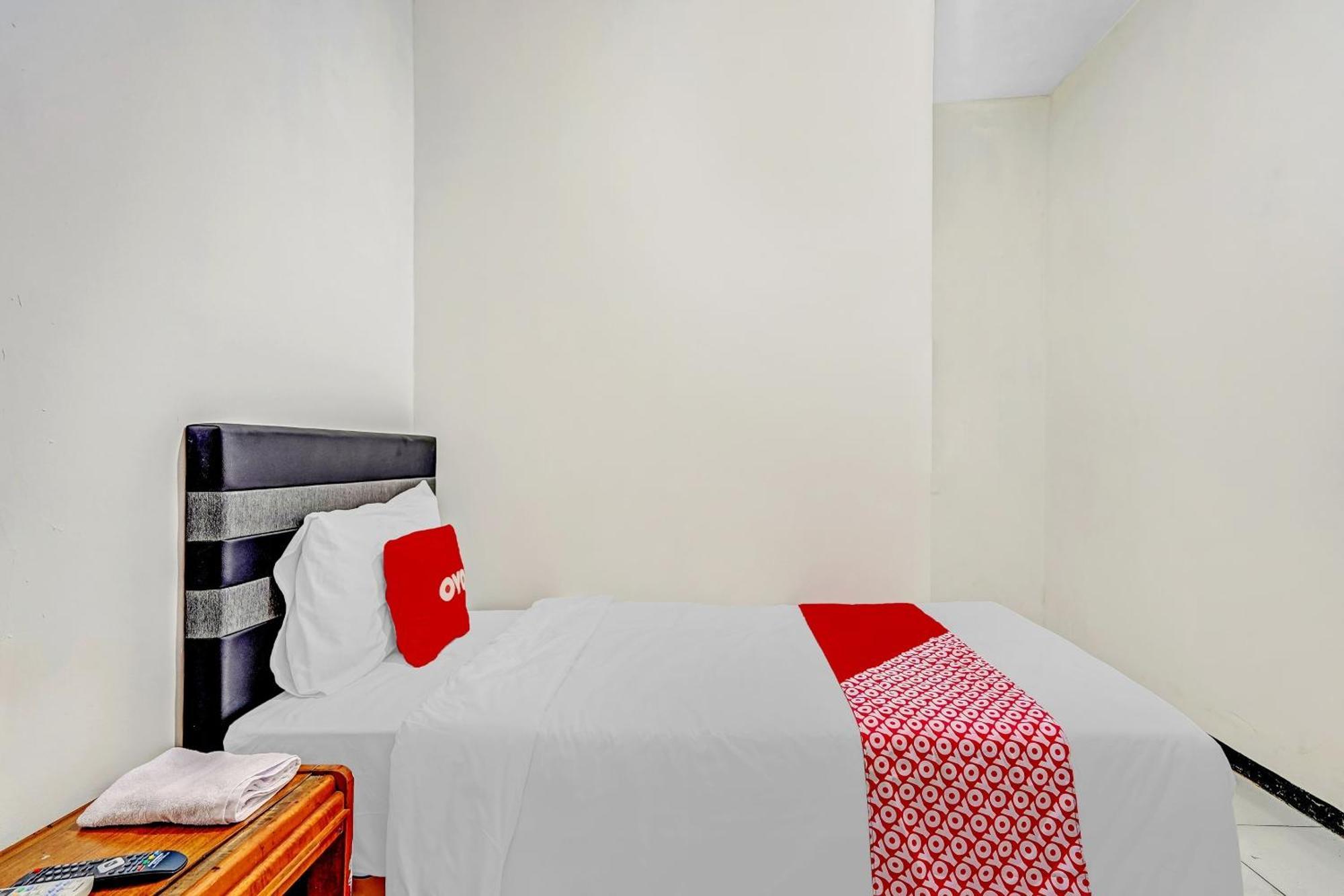 Hotel Kalimantan Surabaya Dış mekan fotoğraf