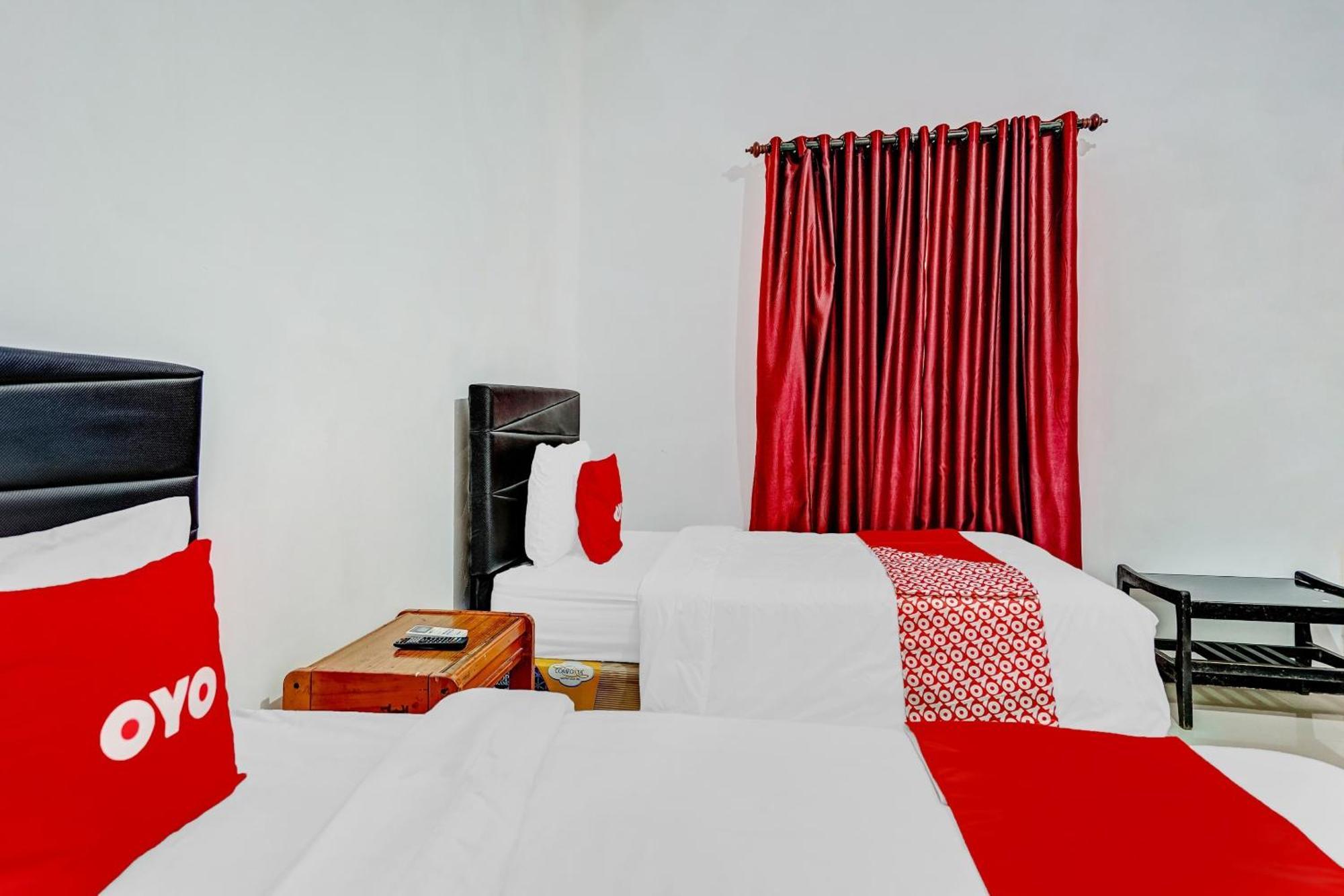 Hotel Kalimantan Surabaya Dış mekan fotoğraf
