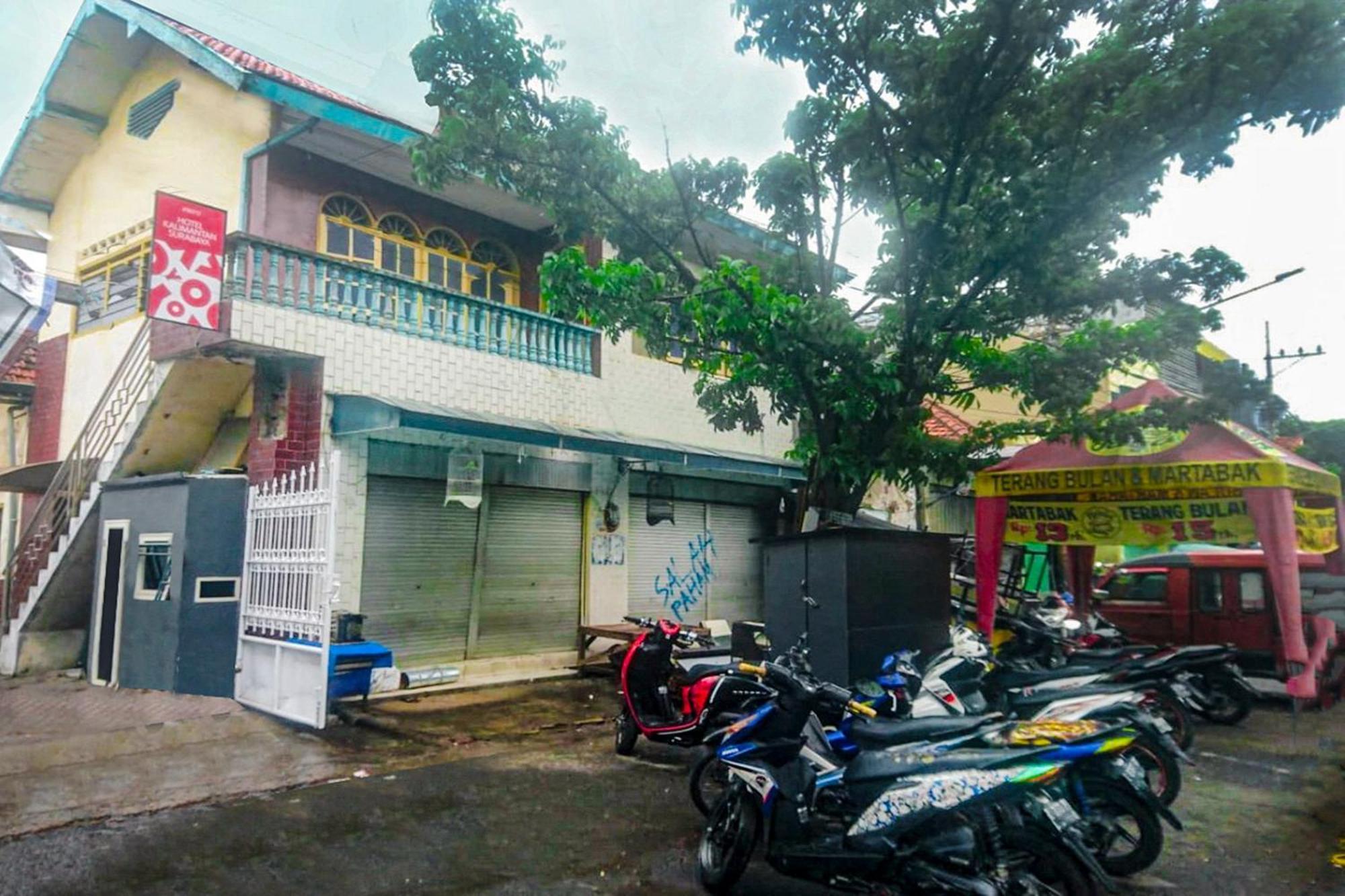 Hotel Kalimantan Surabaya Dış mekan fotoğraf